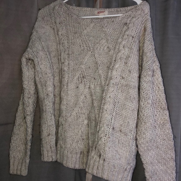 Arizona Sweater - Picture 1 of 3